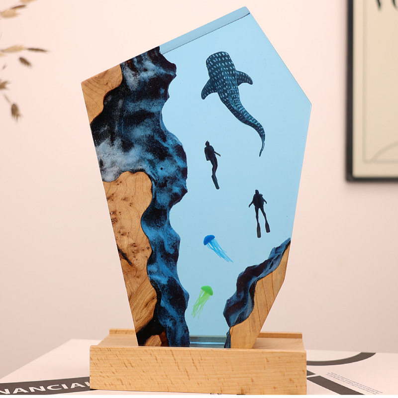 Resin Cave Whale Diver Desktop - Resin Art Wedding Gift recension och pris